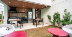 Is Consolação – Studio