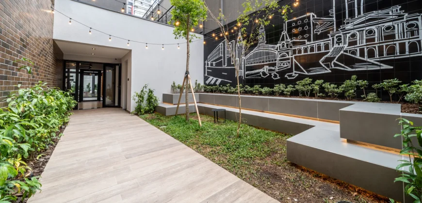 Is Consolação – Studio