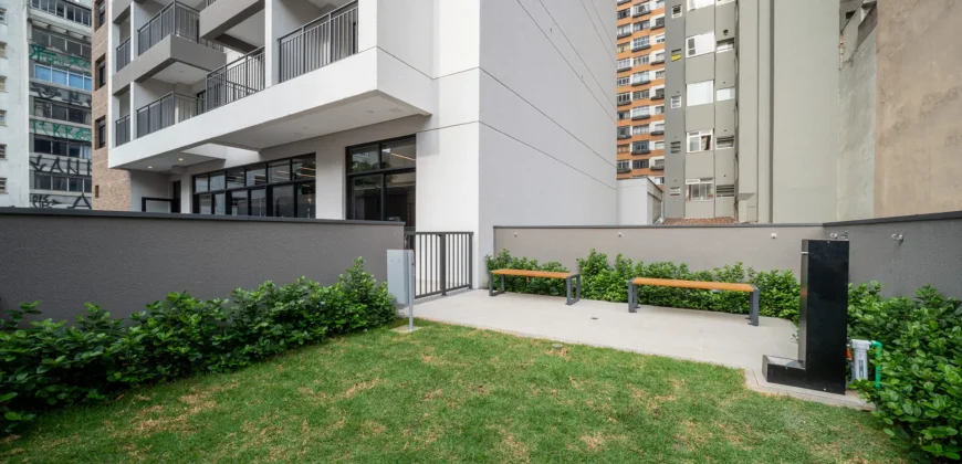 Is Consolação – Studio