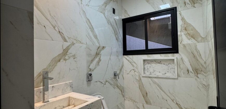 Casa Alto Padrão – 5 Suítes e Elevador
