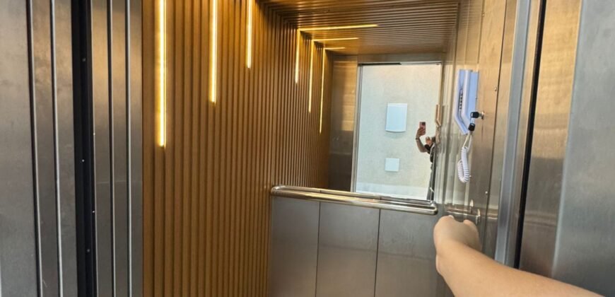 Casa Alto Padrão – 5 Suítes e Elevador