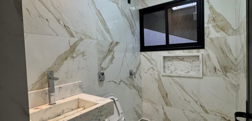 Casa Alto Padrão – 5 Suítes e Elevador