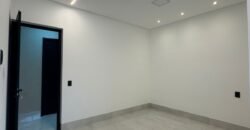Casa Alto Padrão – 5 Suítes e Elevador