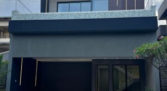 Casa Alto Padrão – 5 Suítes e Elevador