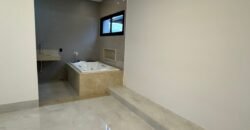 Casa Alto Padrão – 5 Suítes e Elevador